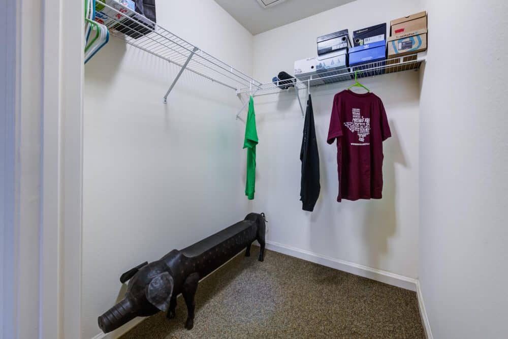 mustang village off campus apartments near midwestern state university msu walk in closets